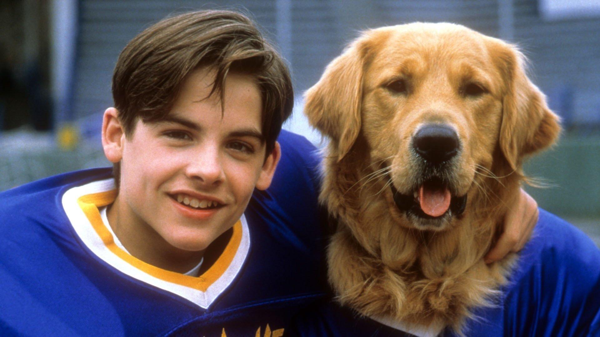 Air Bud: Golden Receiver 1998 movie scene