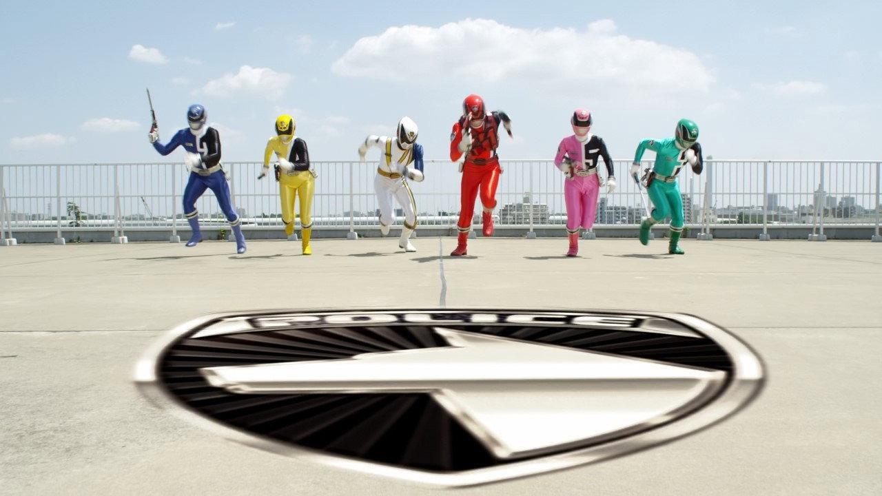 Tokusou Sentai Dekaranger: 10 Years After 2015 movie scene