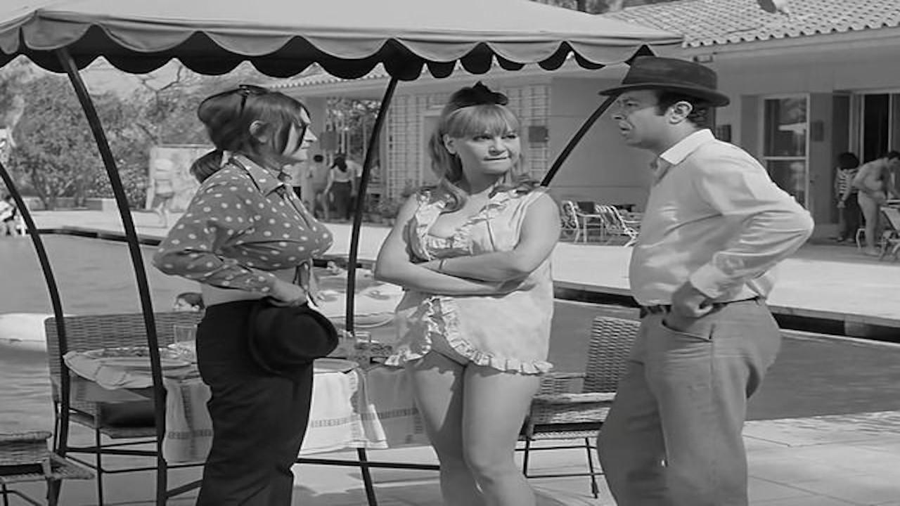 Moghamret Shabab 1970 movie scene