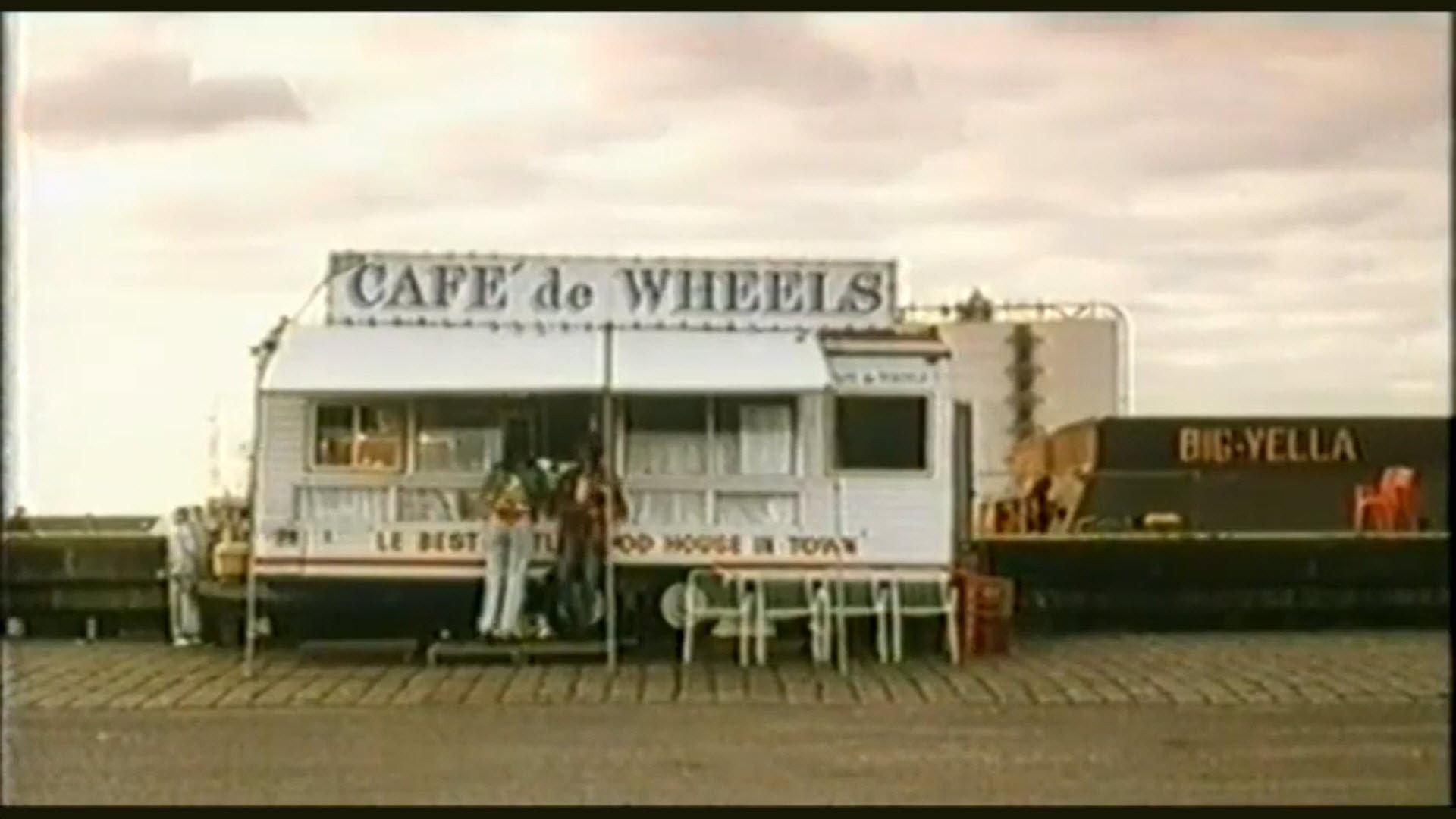 Sweethearts 1990 movie scene
