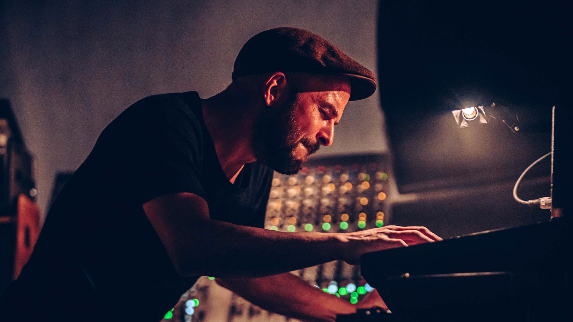 Nils Frahm - Philharmonie de Paris 2024 movie scene
