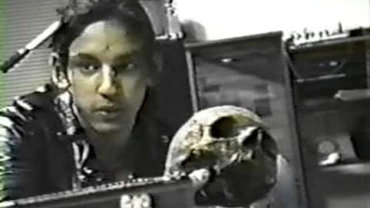 Grave Robbing for Morons 1990 movie scene
