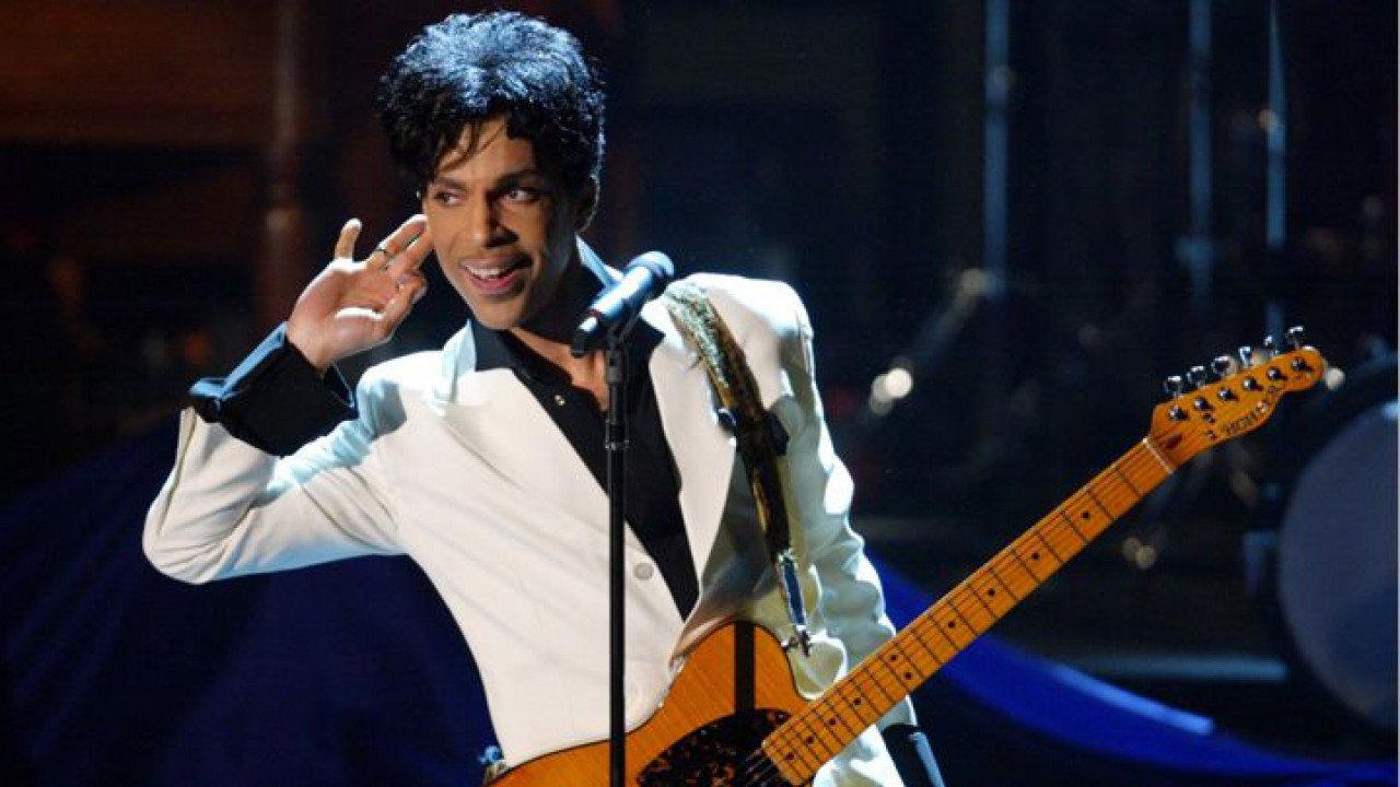 Prince : Musicology Live 2004ever (Live in Los Angeles) 2004 movie scene