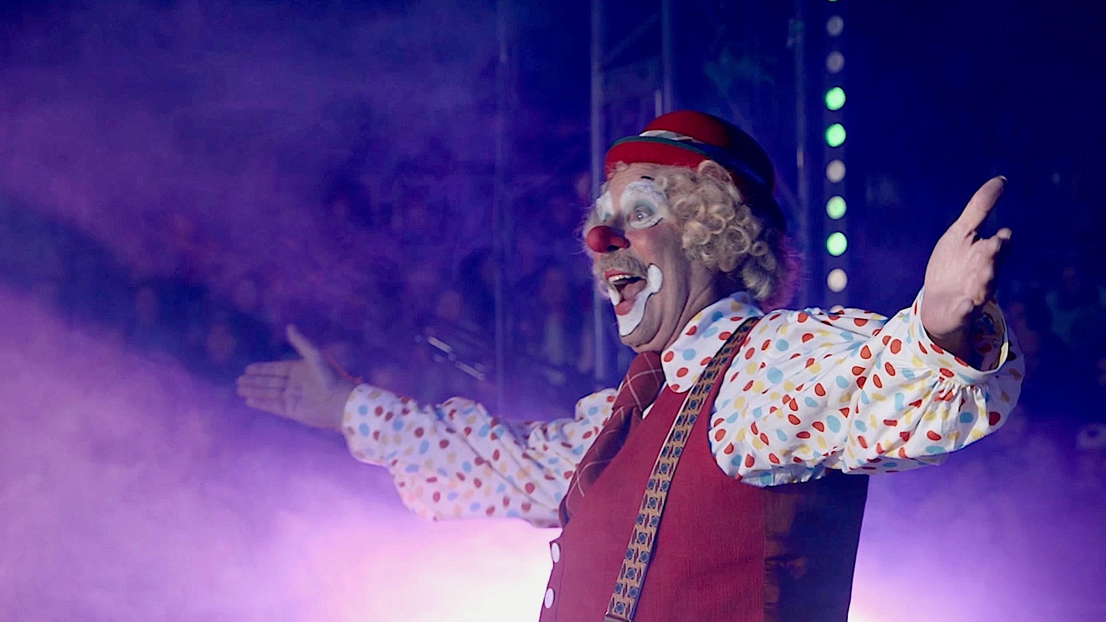 Herman the Clown and the Hypnotist 2023 movie scene