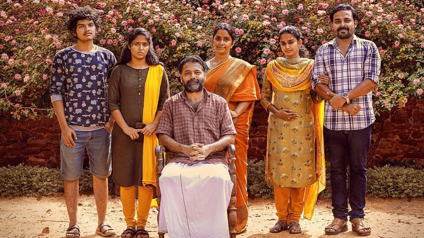 Thinkalazhcha Nishchayam 2021 movie scene