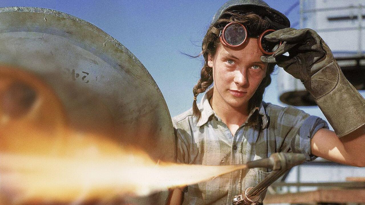 Women at War (1939-1945) 2015 movie scene