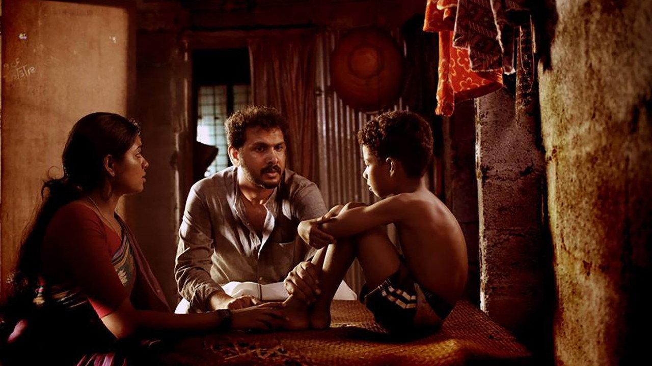 Samaksham 2018 movie scene