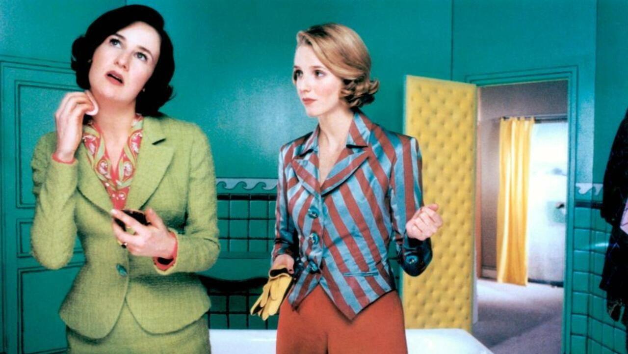Quadrille 1997 movie scene
