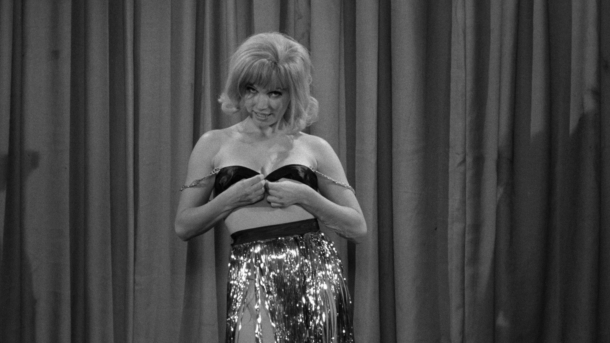 Beware the Black Widow 1968 movie scene