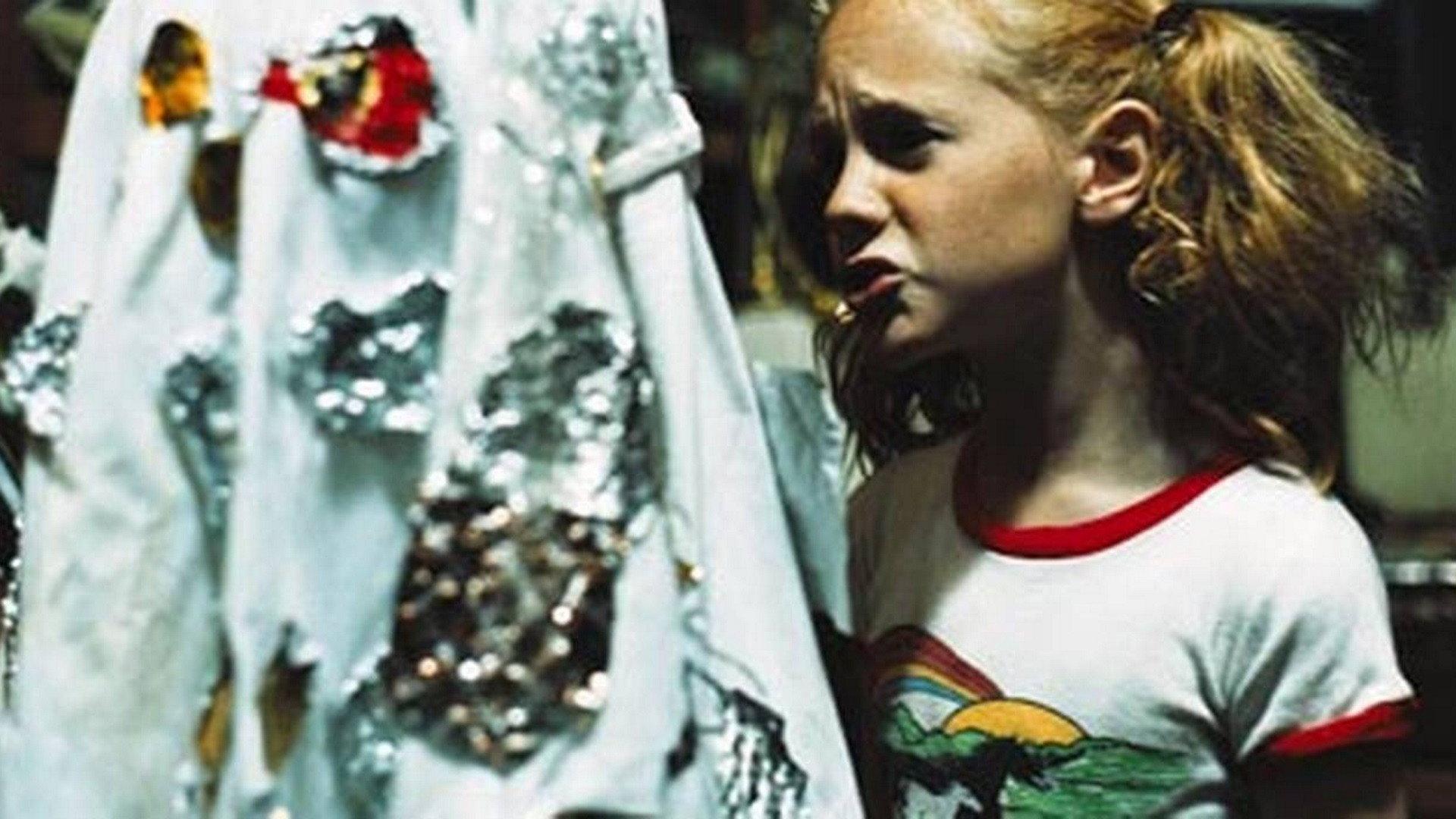 Fia og klovnene 2003 movie scene