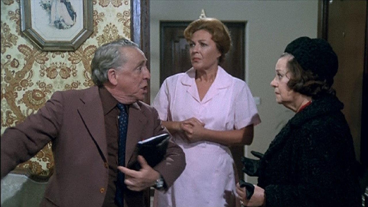 Estoy hecho un chaval 1977 movie scene