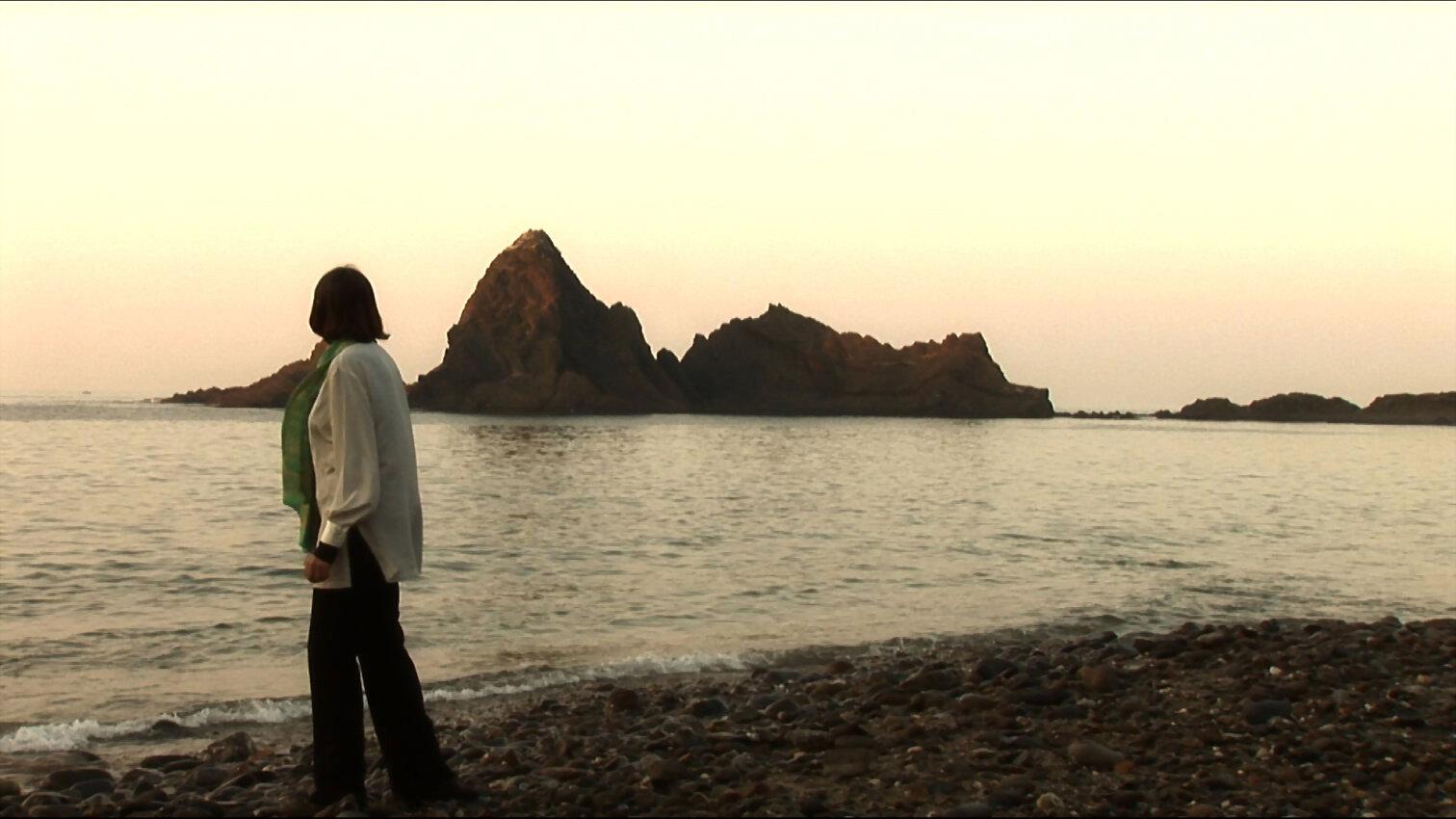 To Remember Is Forbidden 2010 movie scene