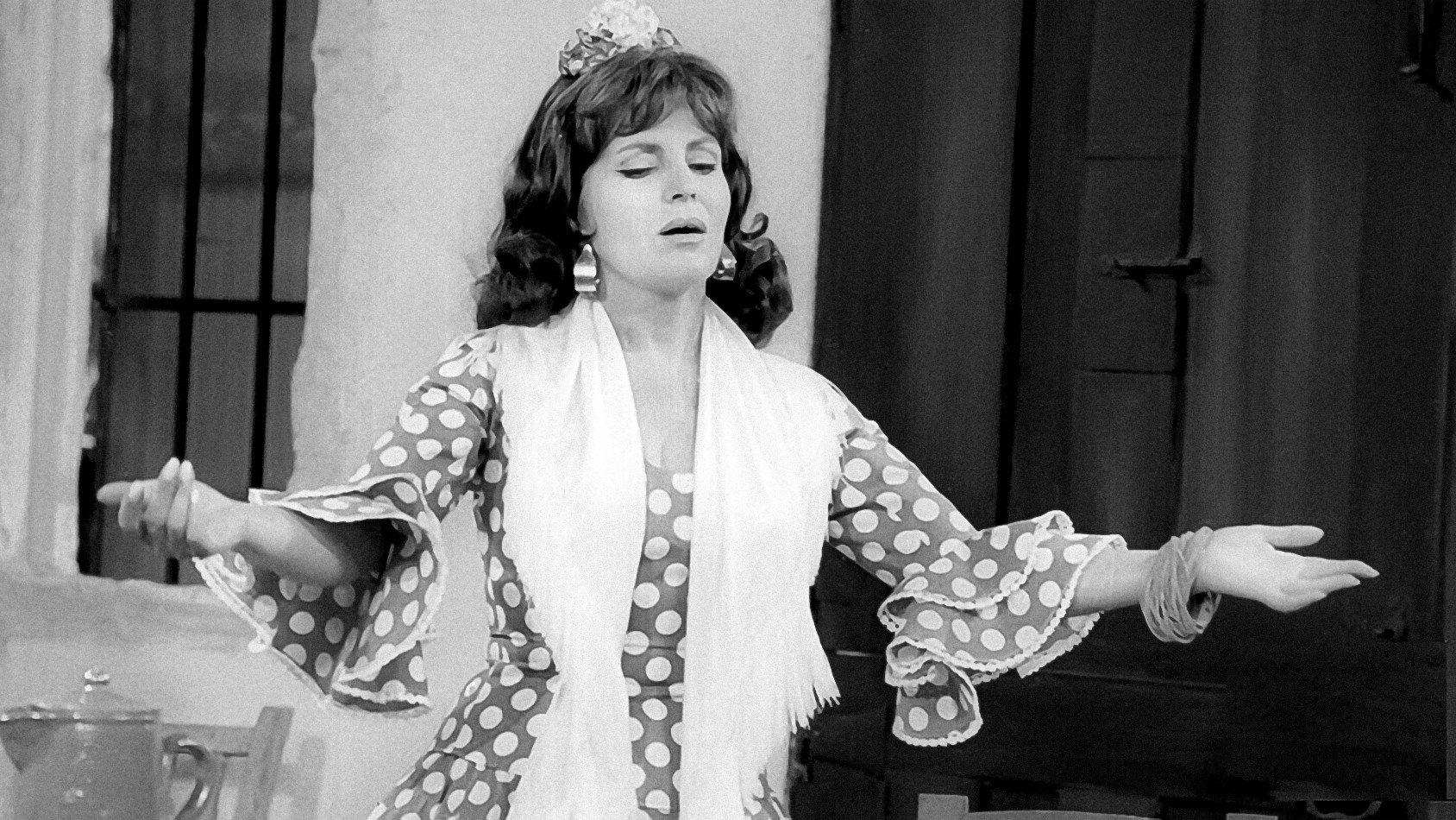 A Sapateira Prodigiosa 1968 movie scene