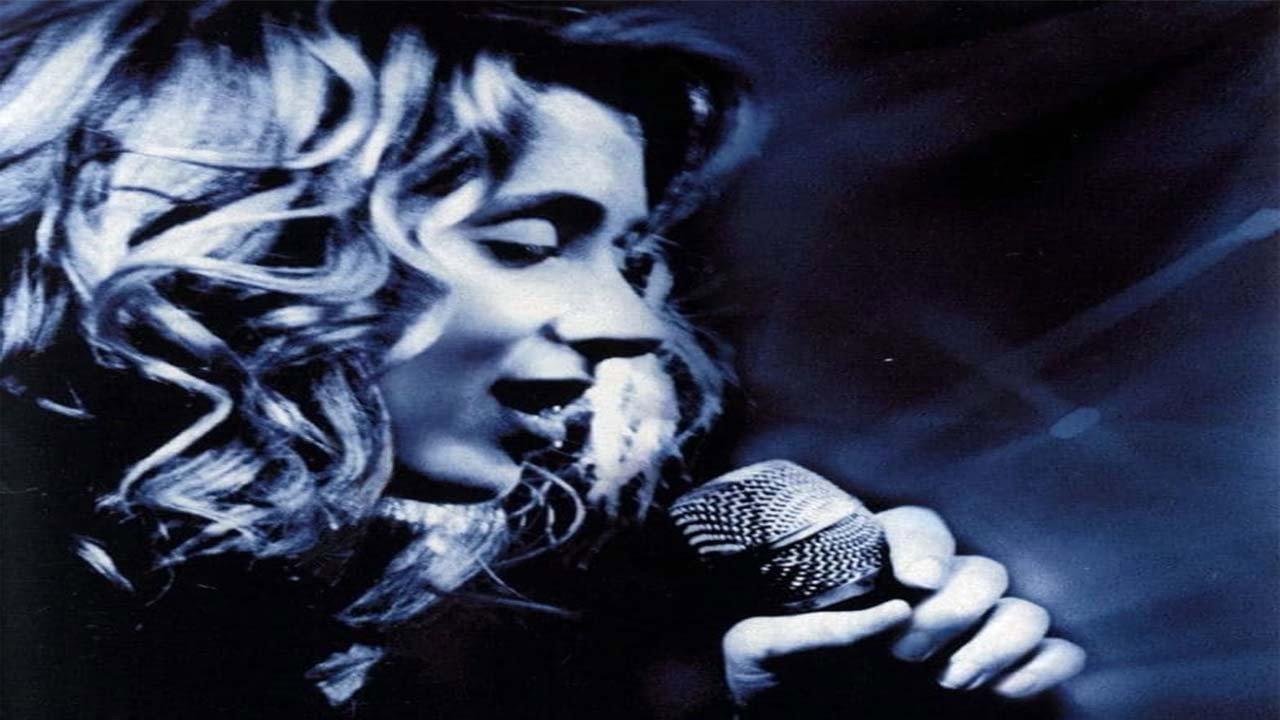 Lara Fabian Live 2002 movie scene