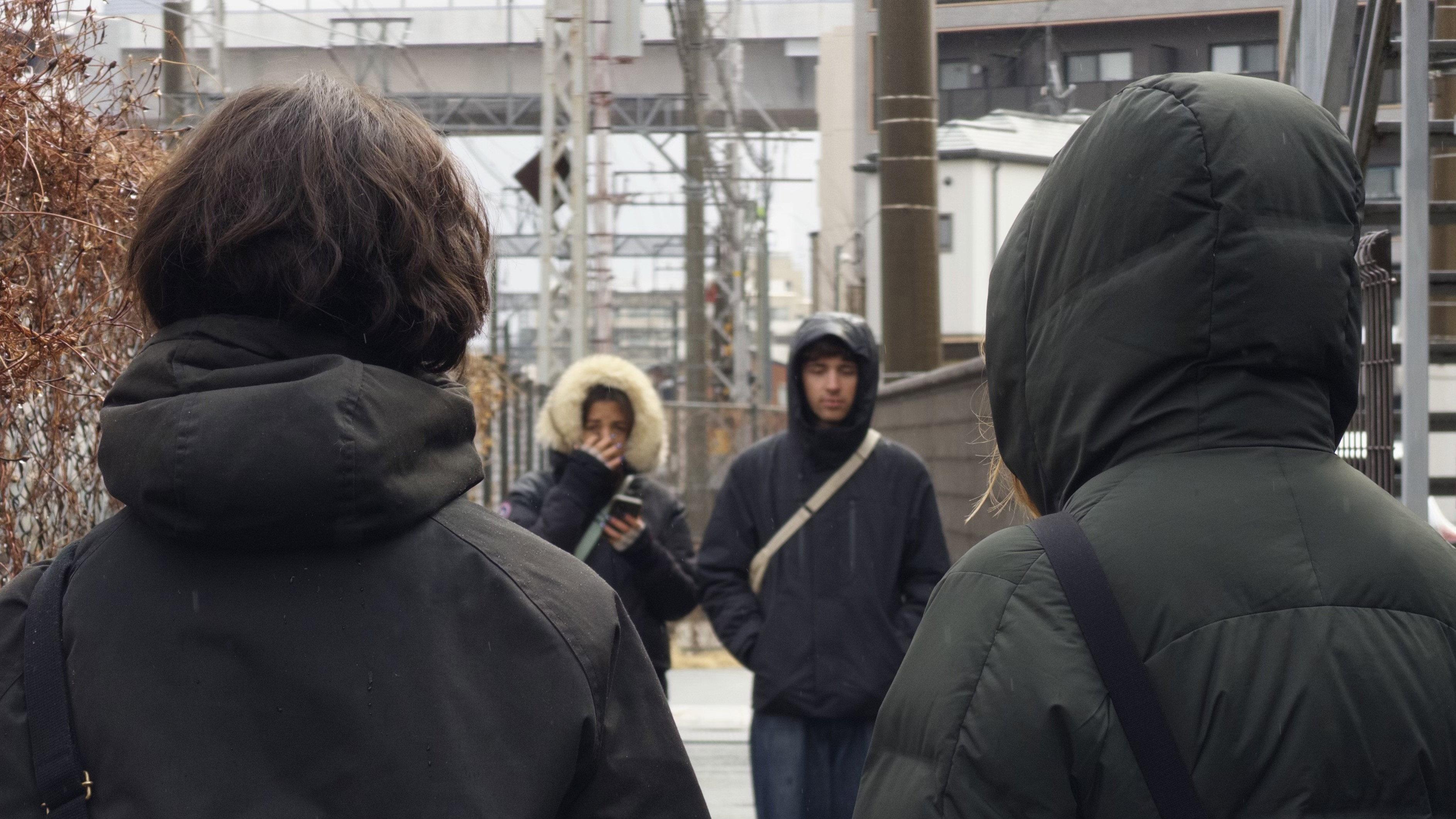 Les Copains et le Japon 2026 movie scene