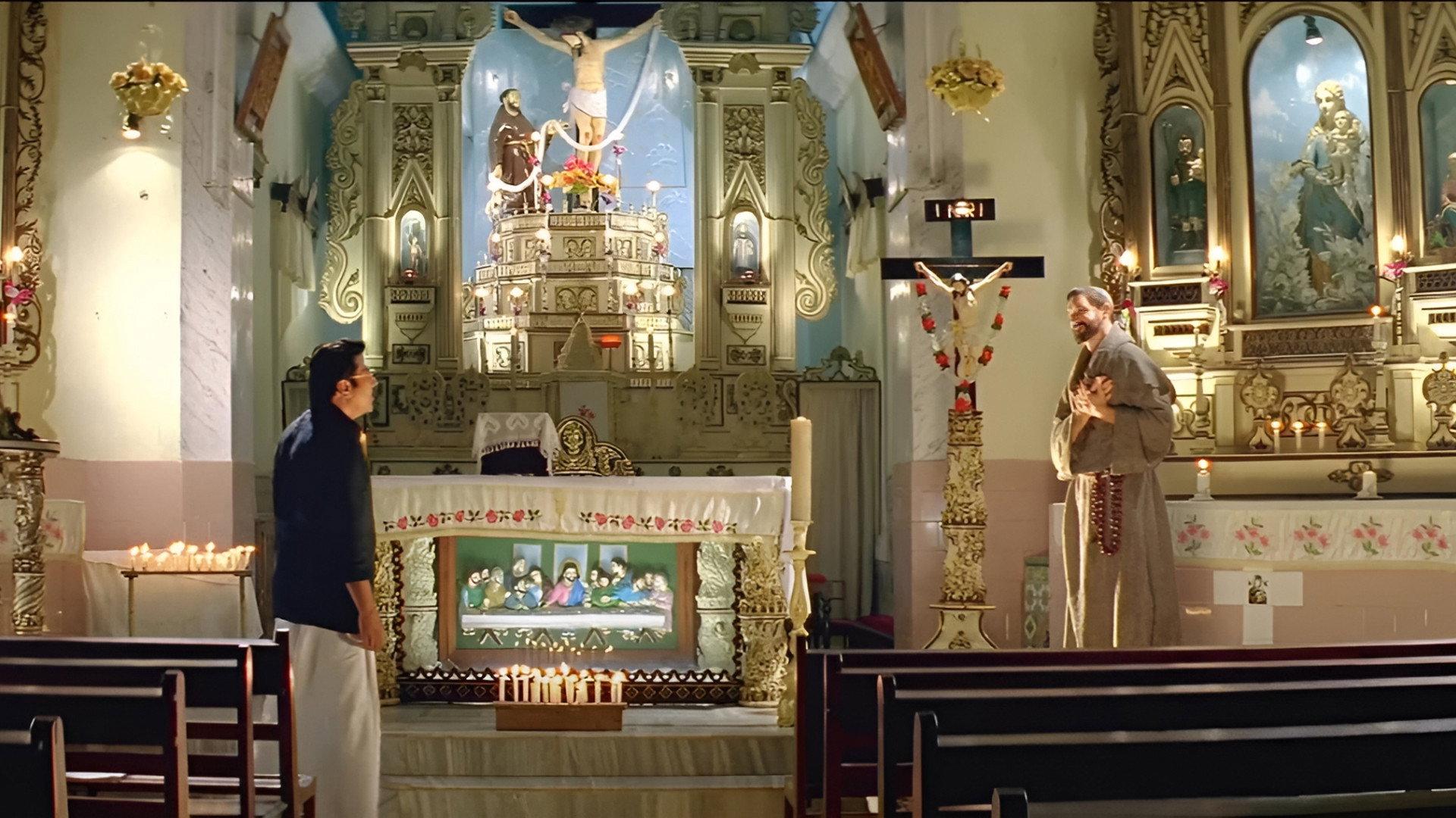 Pranchiyettan & The Saint 2010 movie scene