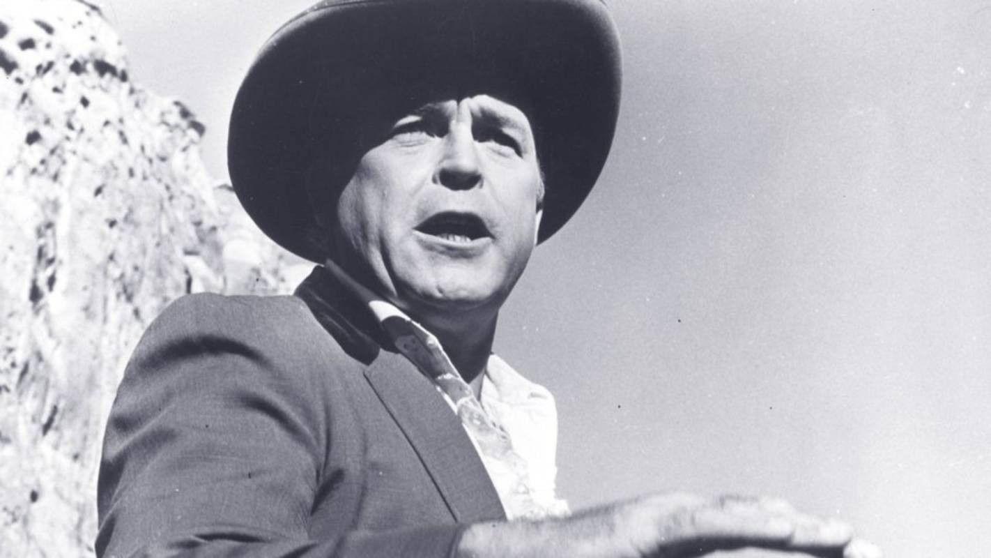 Five Bloody Graves 1969 movie scene
