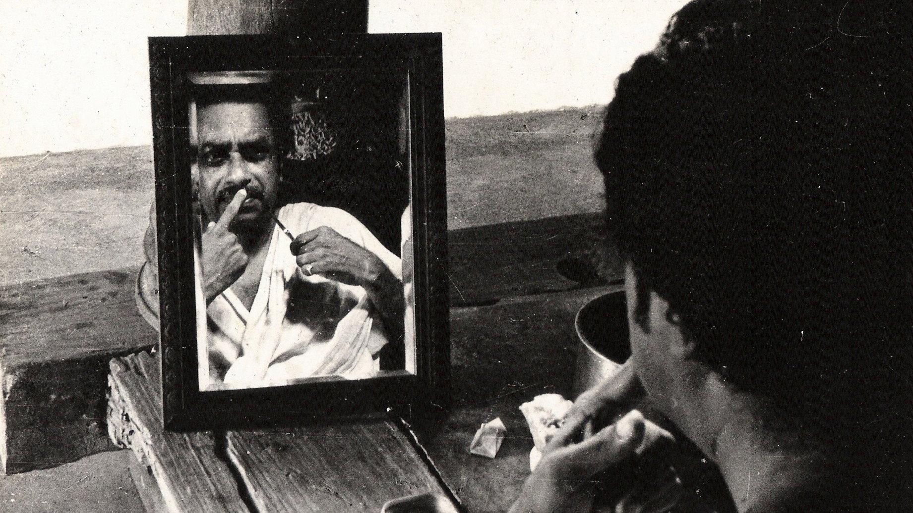 Elippathayam 1982 movie scene