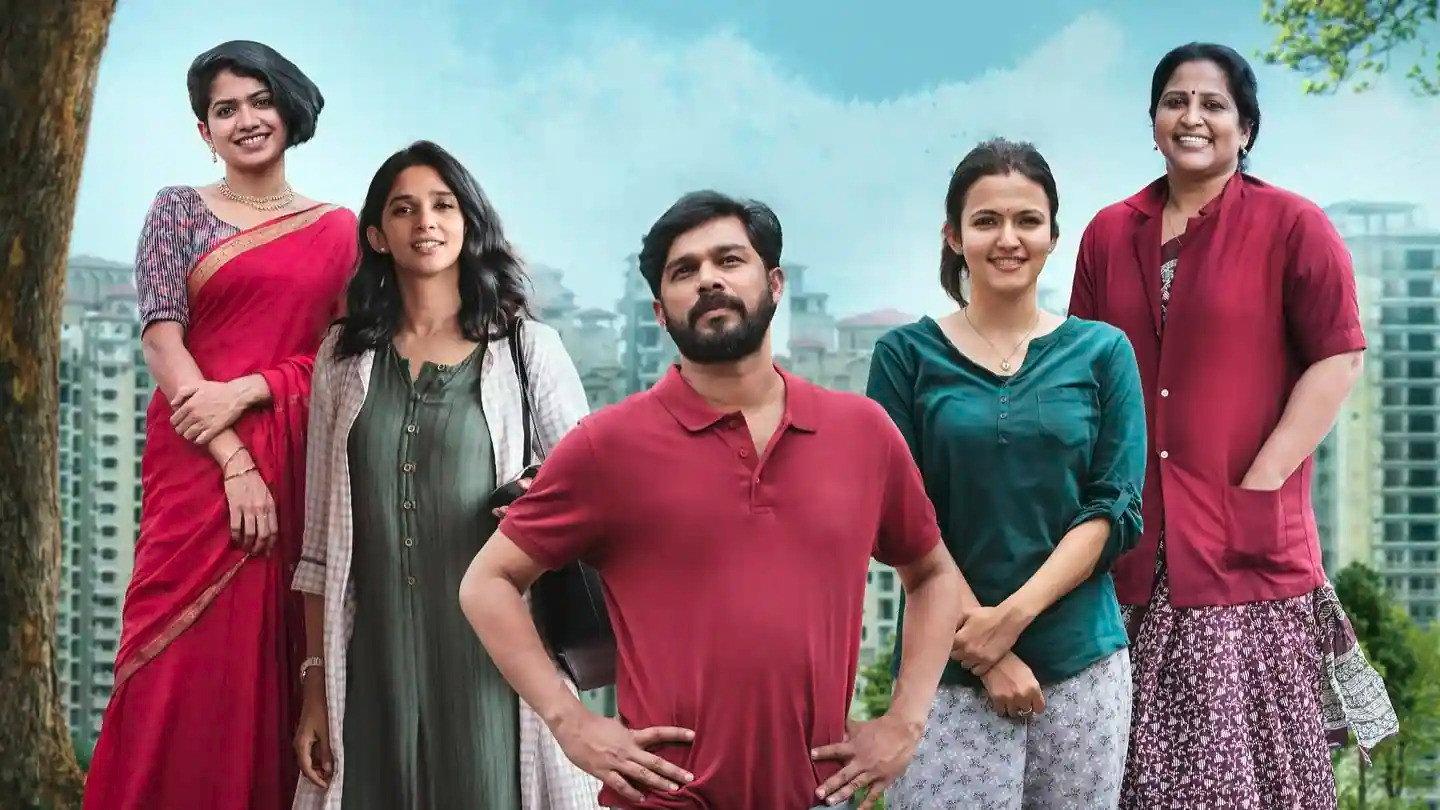 Priyan Ottathilaanu 2022 movie scene