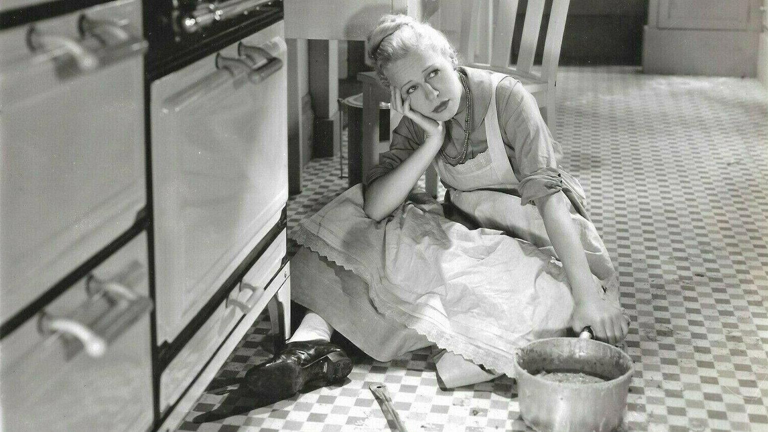 Three Cornered Moon 1933 movie scene