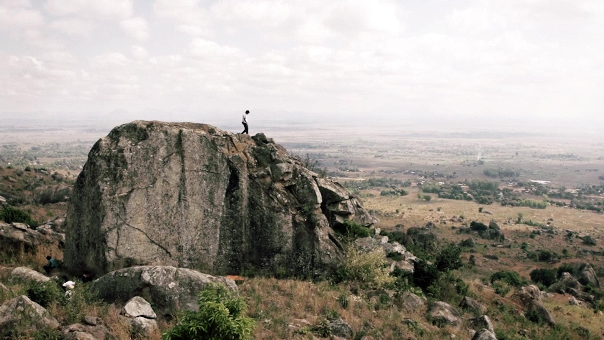 The Warm Heart of Africa, Bouldering in Malawi 2013 movie scene