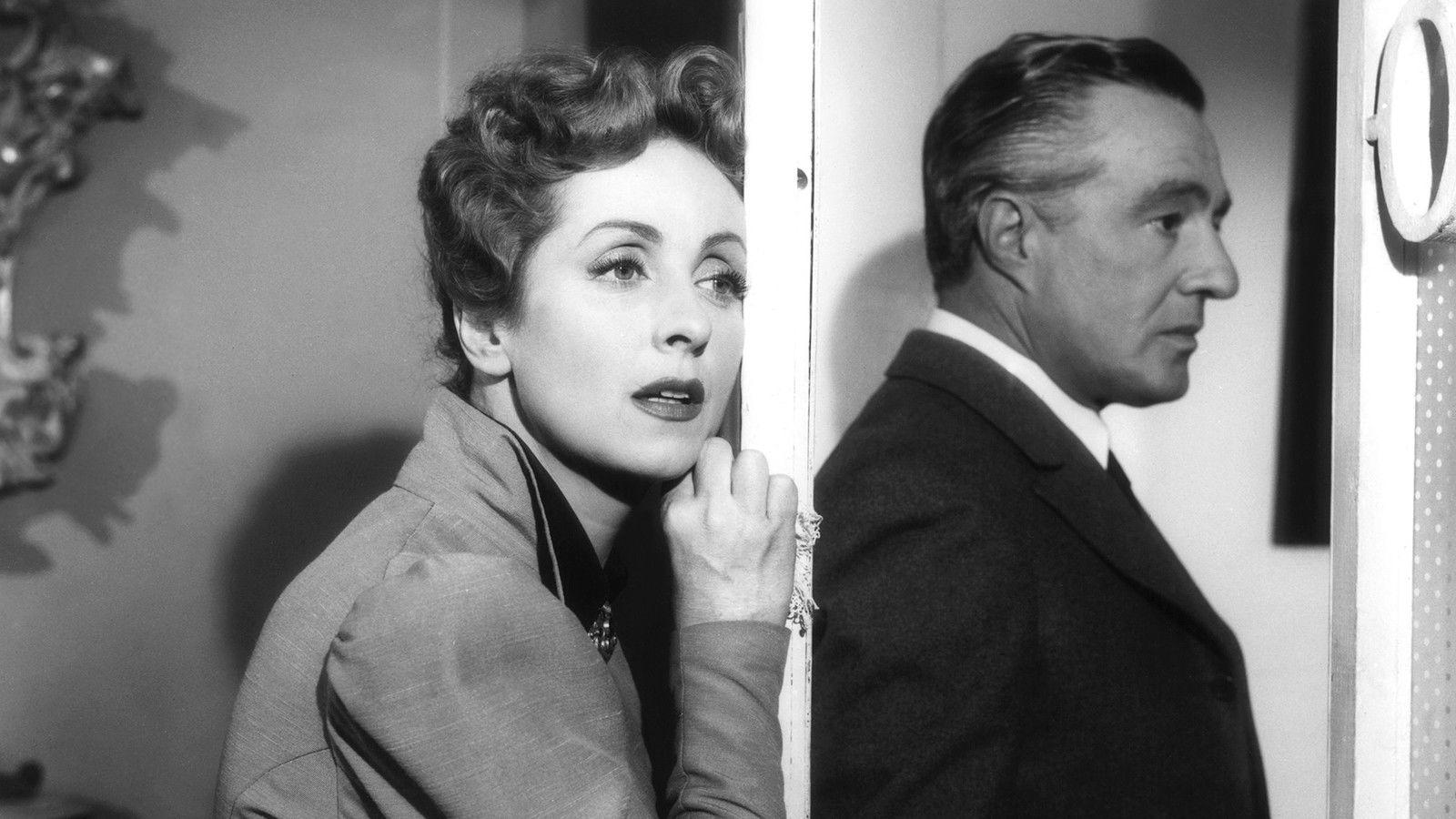 The Earrings of Madame de... 1953 movie scene