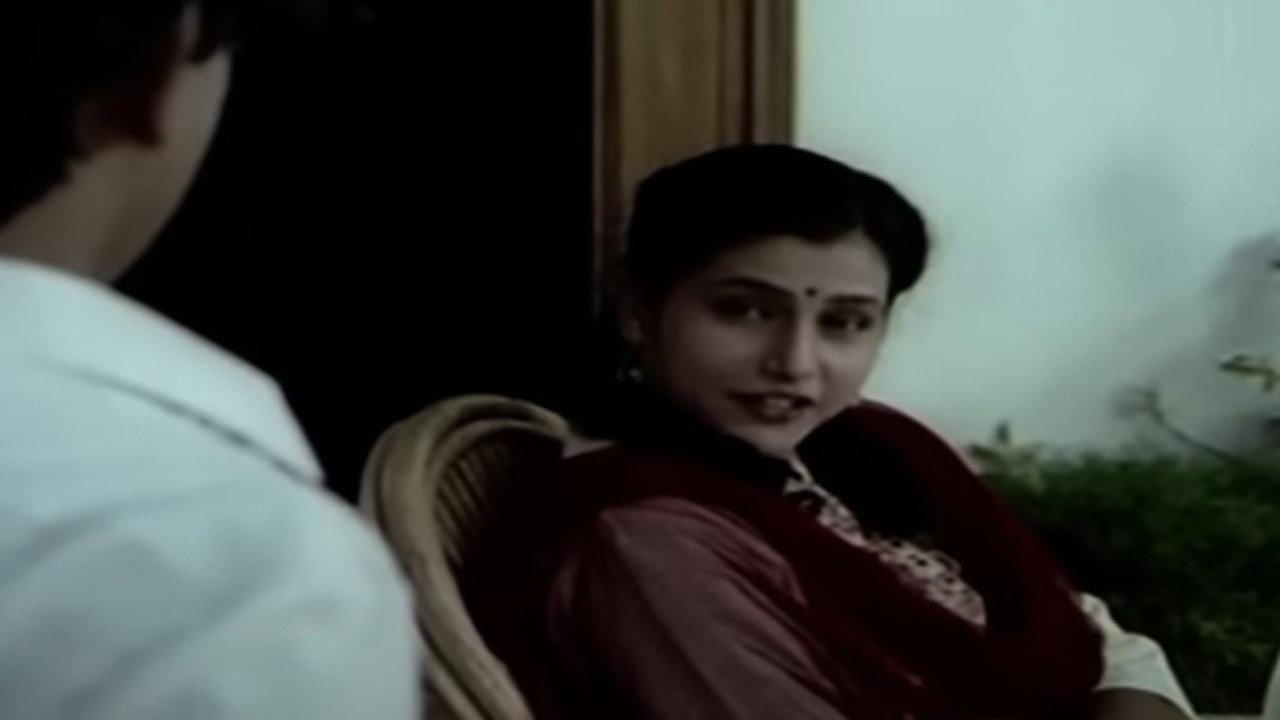 Khara Kadhi Bolu Naye 1987 movie scene