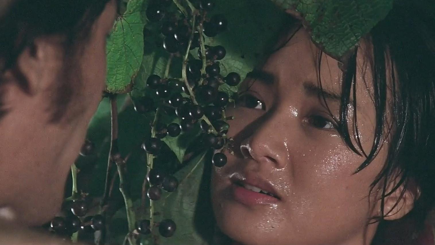 Parrot Sang with Her Own Body 1981 movie scene