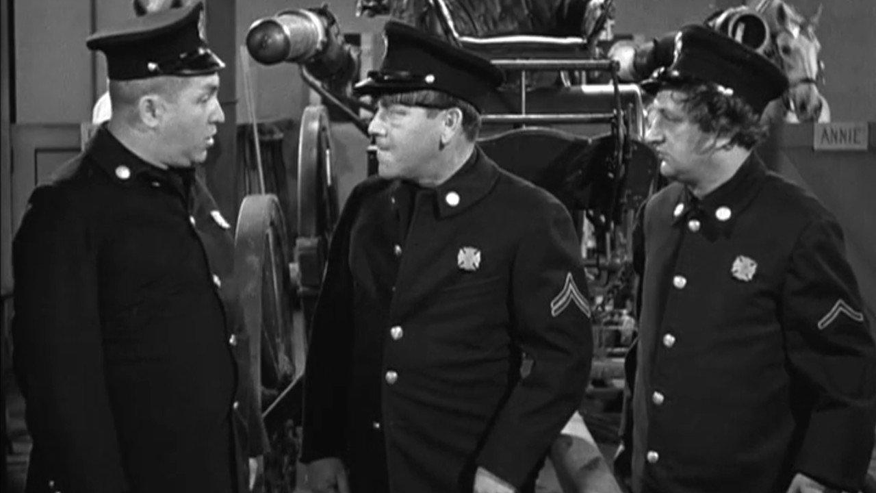Flat Foot Stooges 1938 movie scene