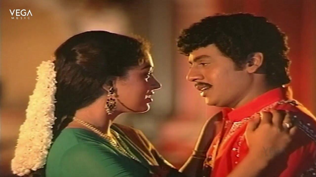 Enga Ooru Kaavakkaaran 1988 movie scene