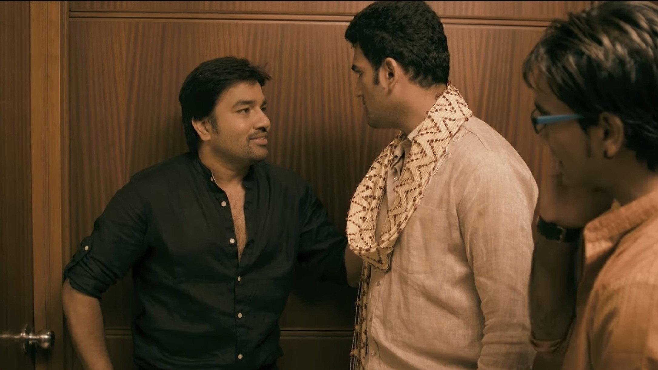 Sonna Puriyathu 2013 movie scene