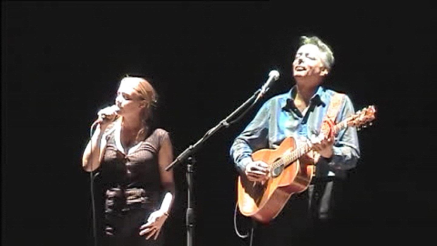 Tommy Emmanuel Live In Bassano Del Grappa 2006 movie scene