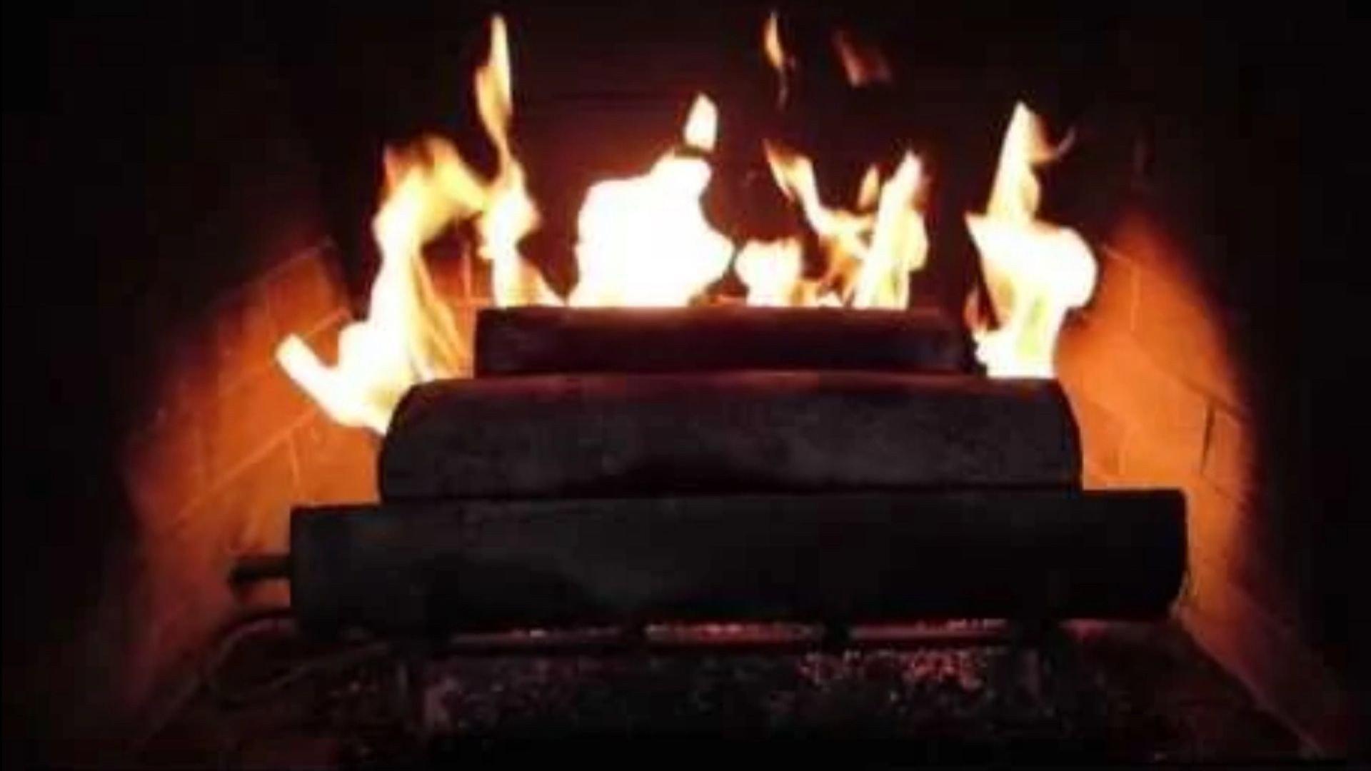 Yule Log with Christmas Music and Loud Family Fighting 2016 movie scene