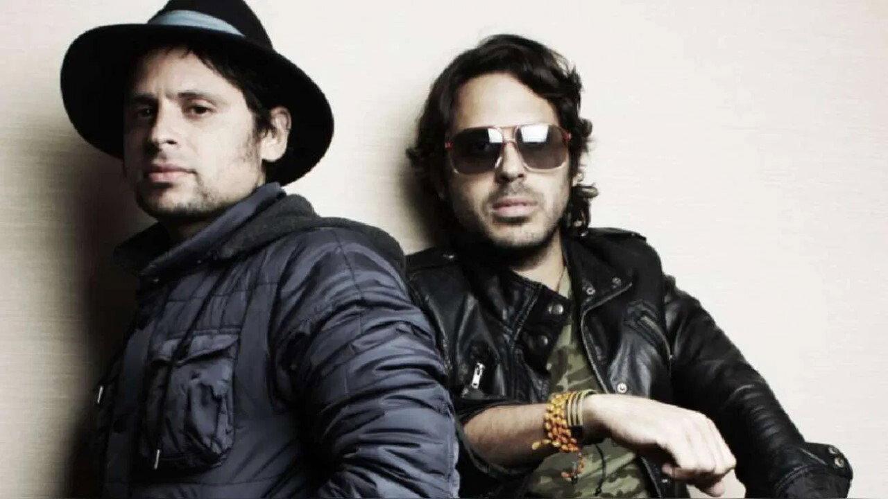 Servando and Florentino in your room  movie scene