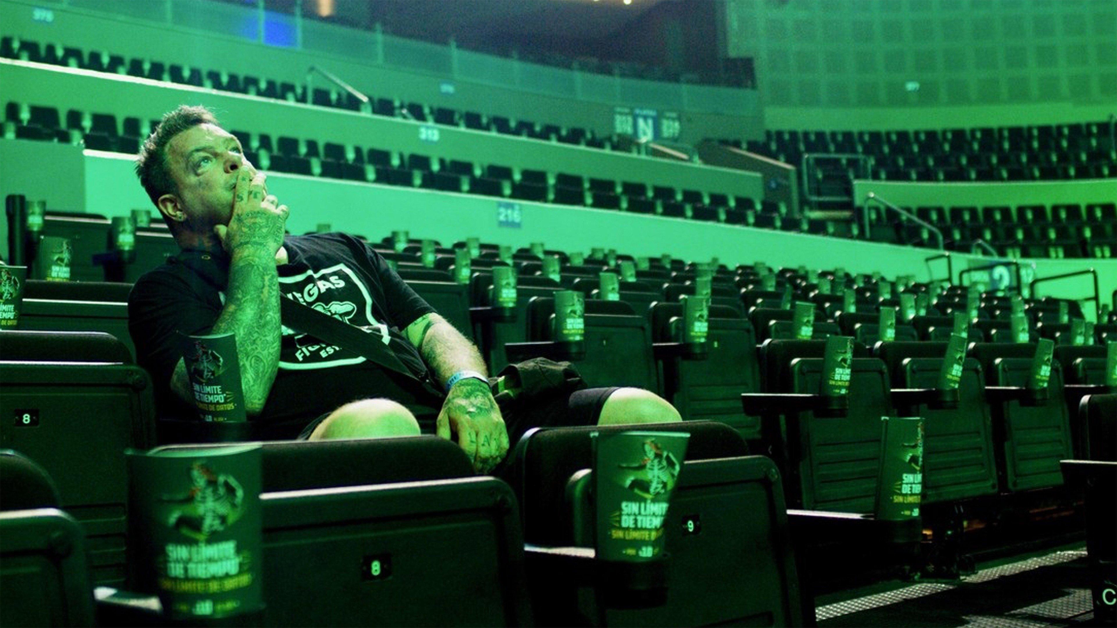 Nail in the Coffin: The Fall and Rise of Vampiro 2019 movie scene
