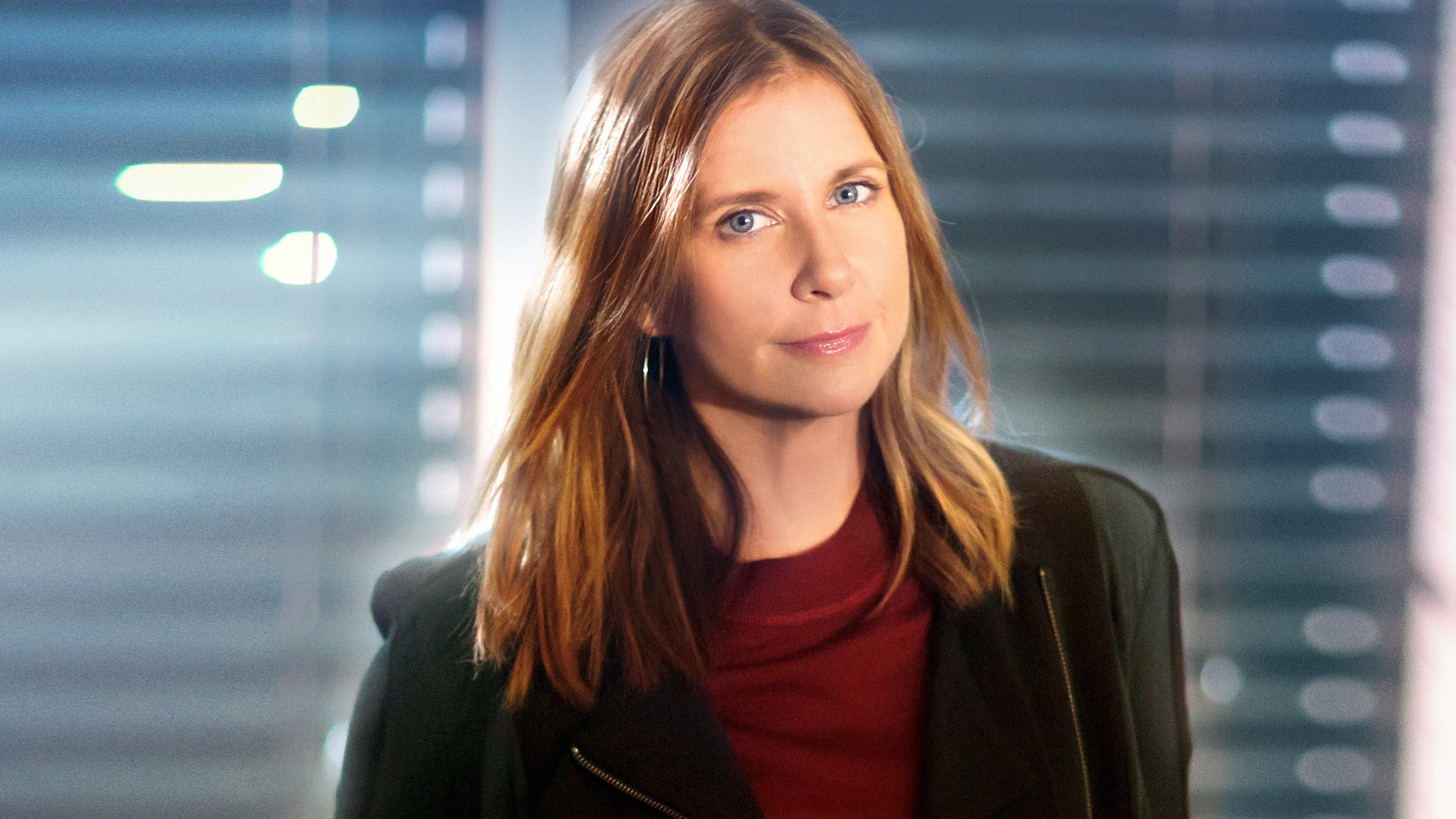 Hailey Dean Mysteries: Murder, With Love 2016 movie scene