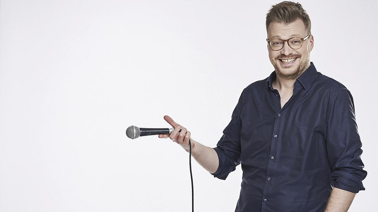 Maxi Gstettenbauer - Lieber Maxi als normal 2020 movie scene