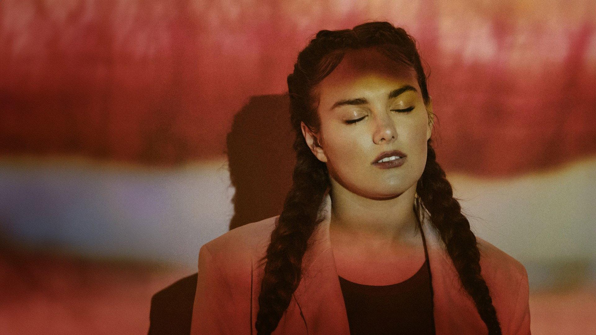 Ewa Farna UMAMI livesession 2023 movie scene