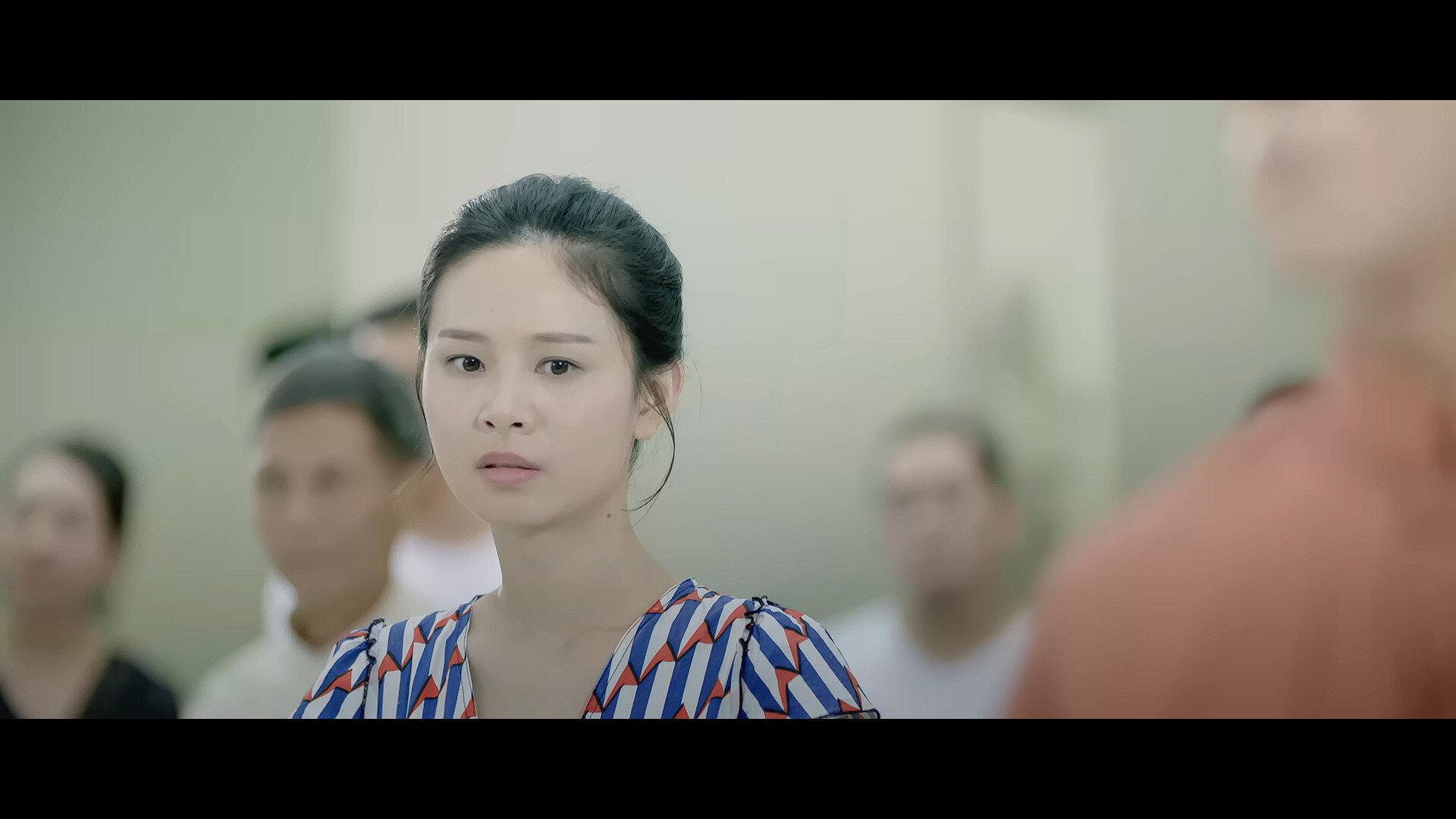 Face in the Painting 2019 movie scene