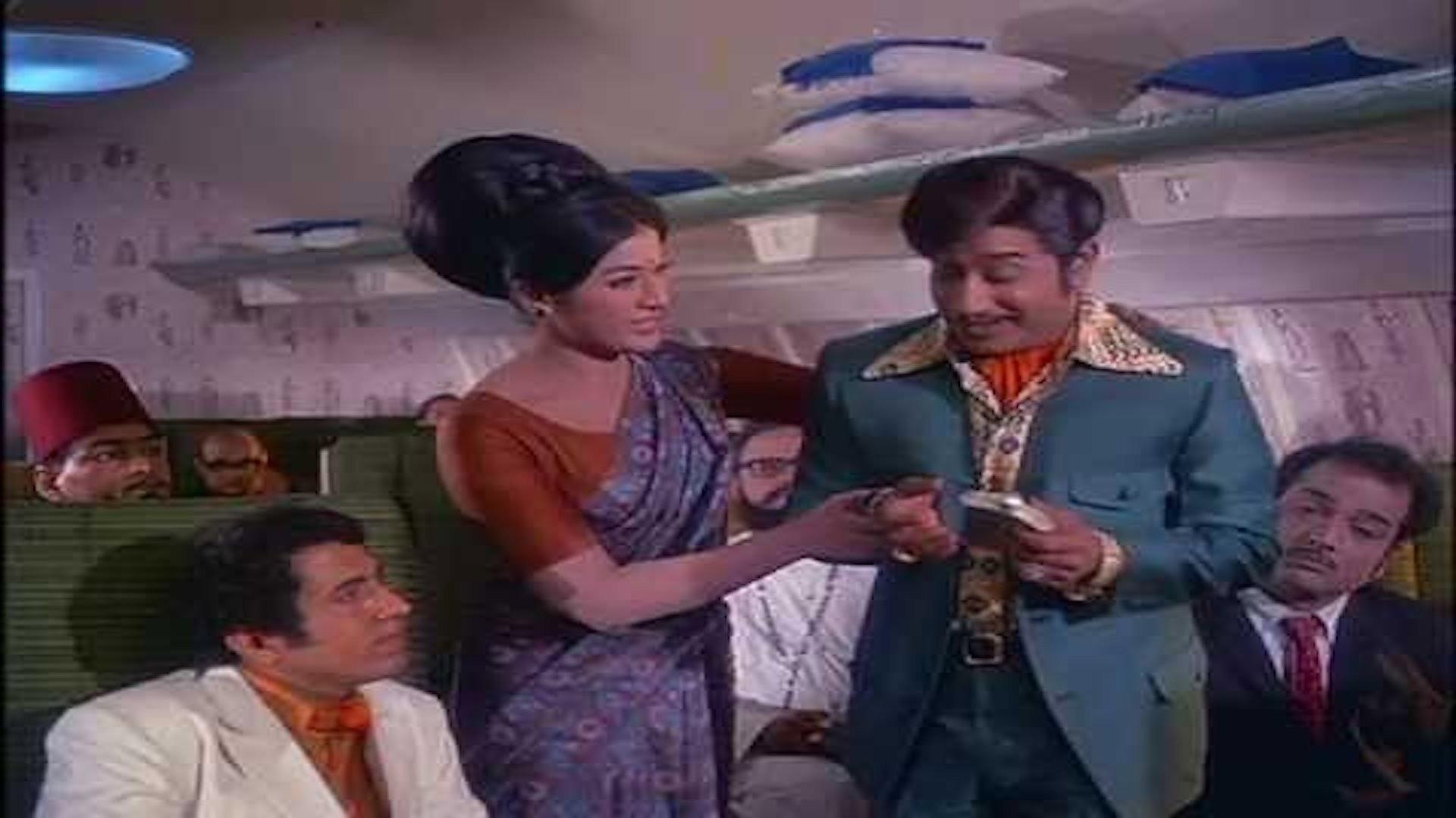 Vasantha Maligai 1972 movie scene