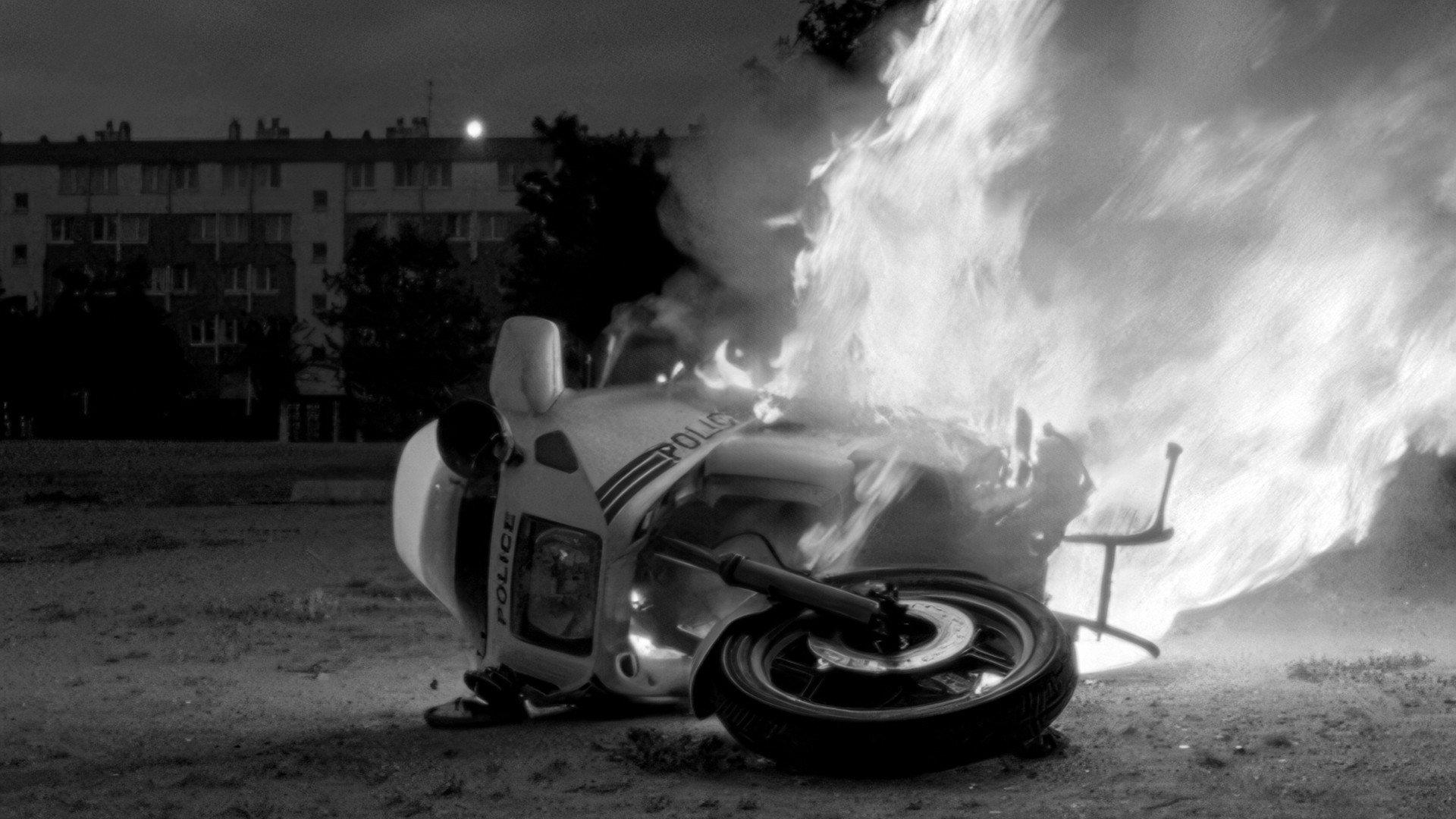 Linear 2009 movie scene