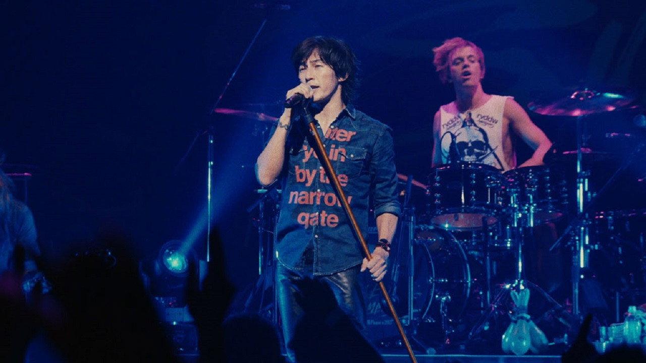 B'z LIVE-GYM Pleasure 2013 ENDLESS SUMMER -XXV BEST- 2014 movie scene