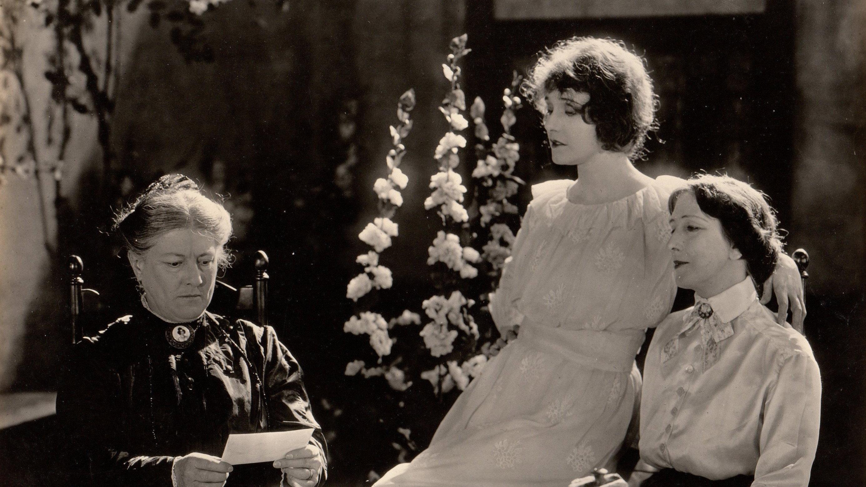 His Parisian Wife 1919 movie scene