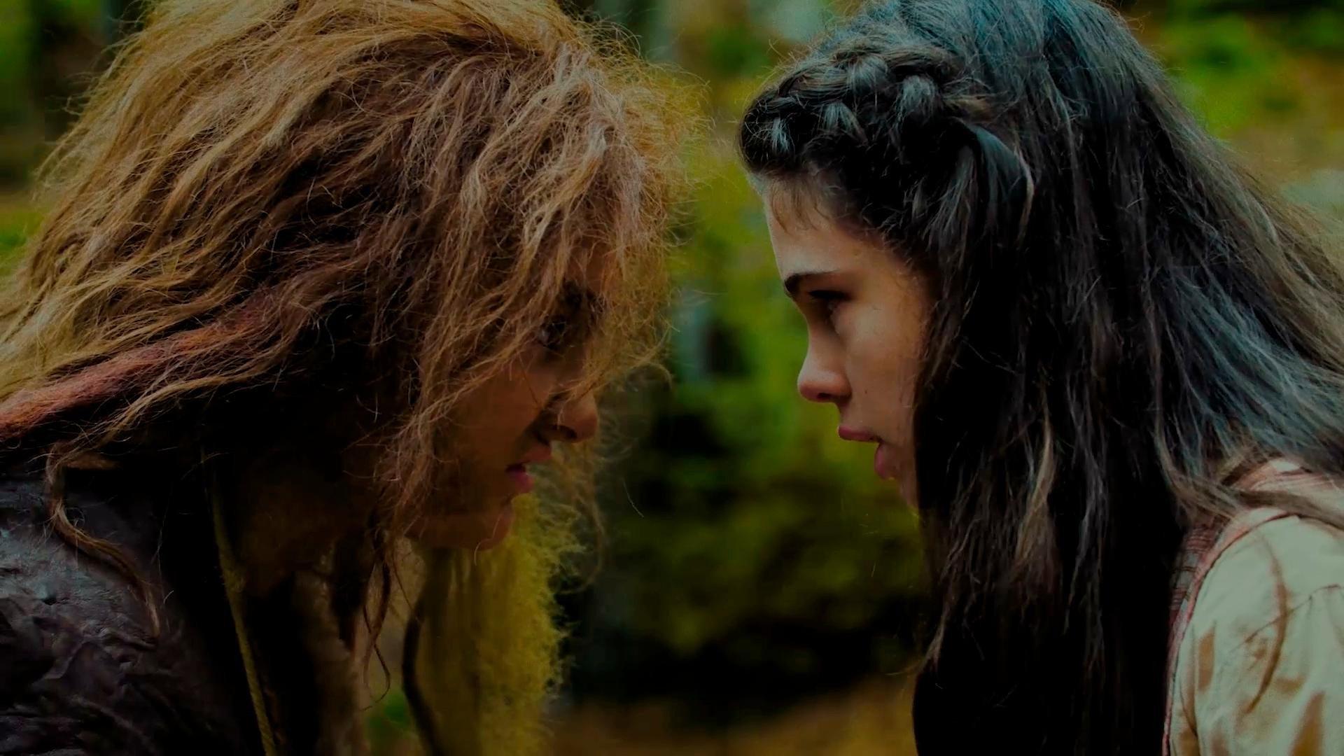 Camila Hunck 2022 movie scene