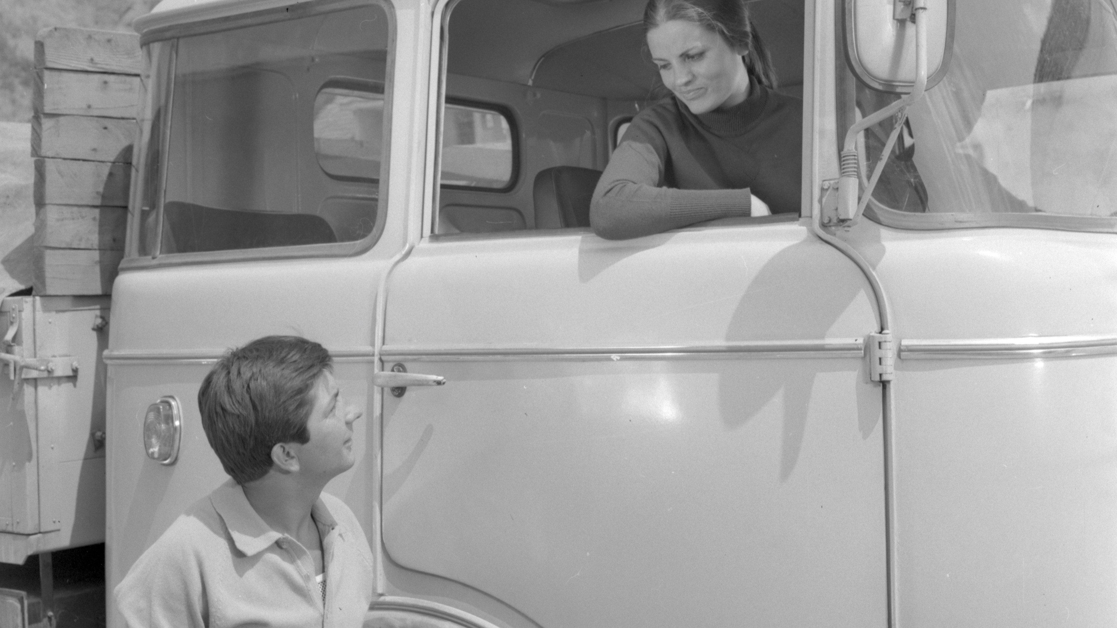 A Trip in Spring 1975 movie scene