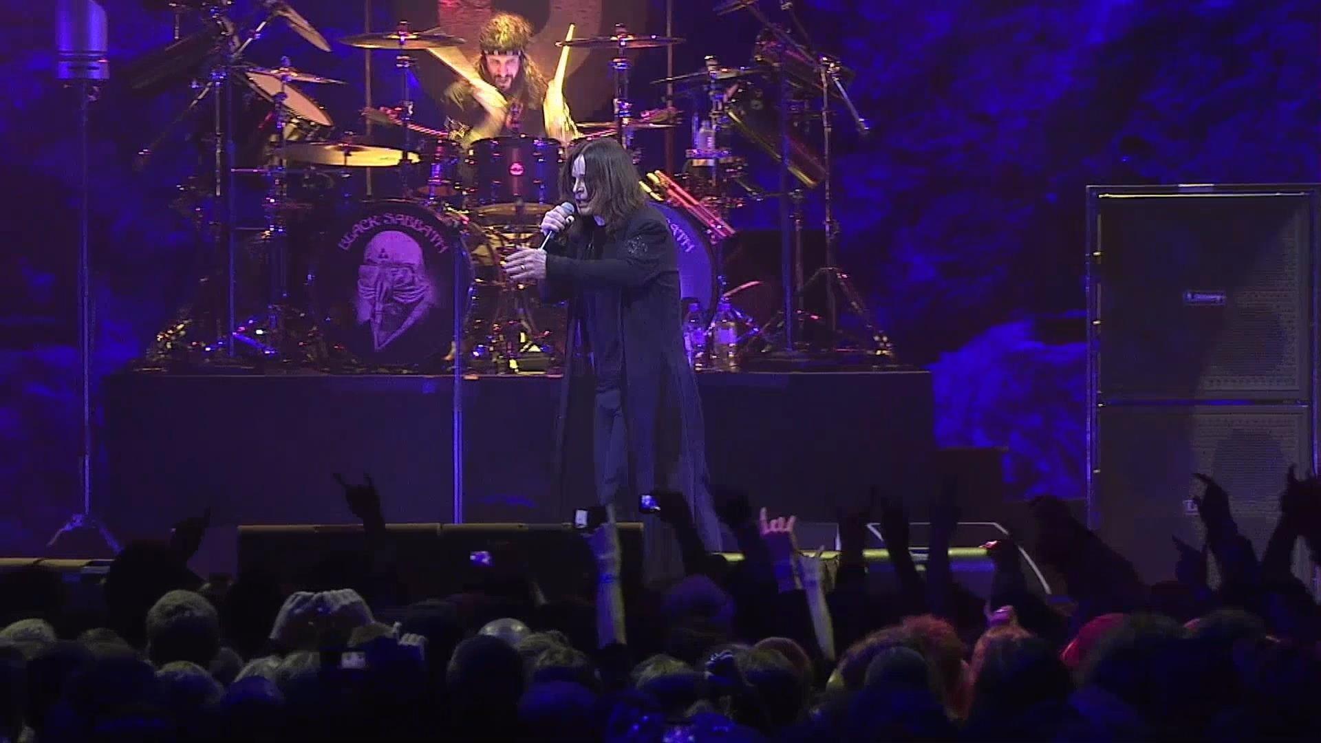 Black Sabbath: Live... Gathered In Their Masses 2013 movie scene