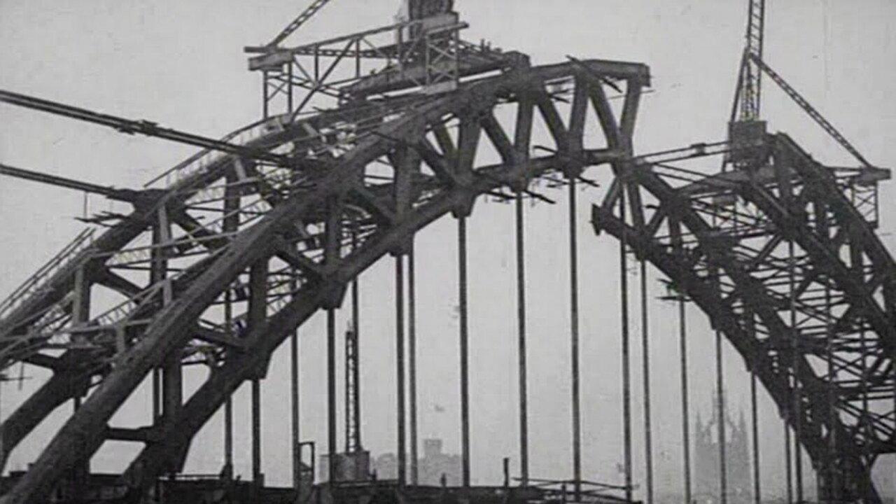 The Building of the New Tyne Bridge 1928 movie scene