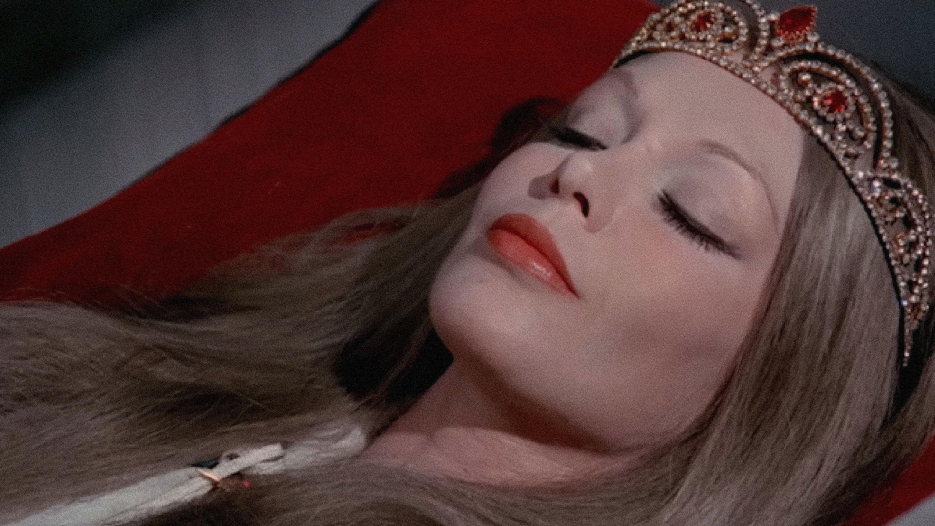 Hannah, Queen of the Vampires 1973 movie scene