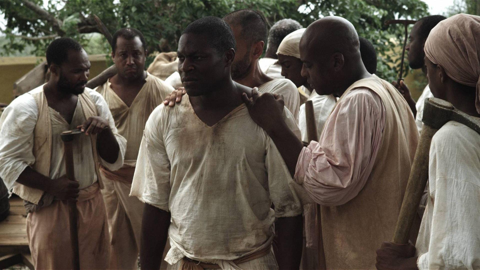Tula: The Revolt 2013 movie scene