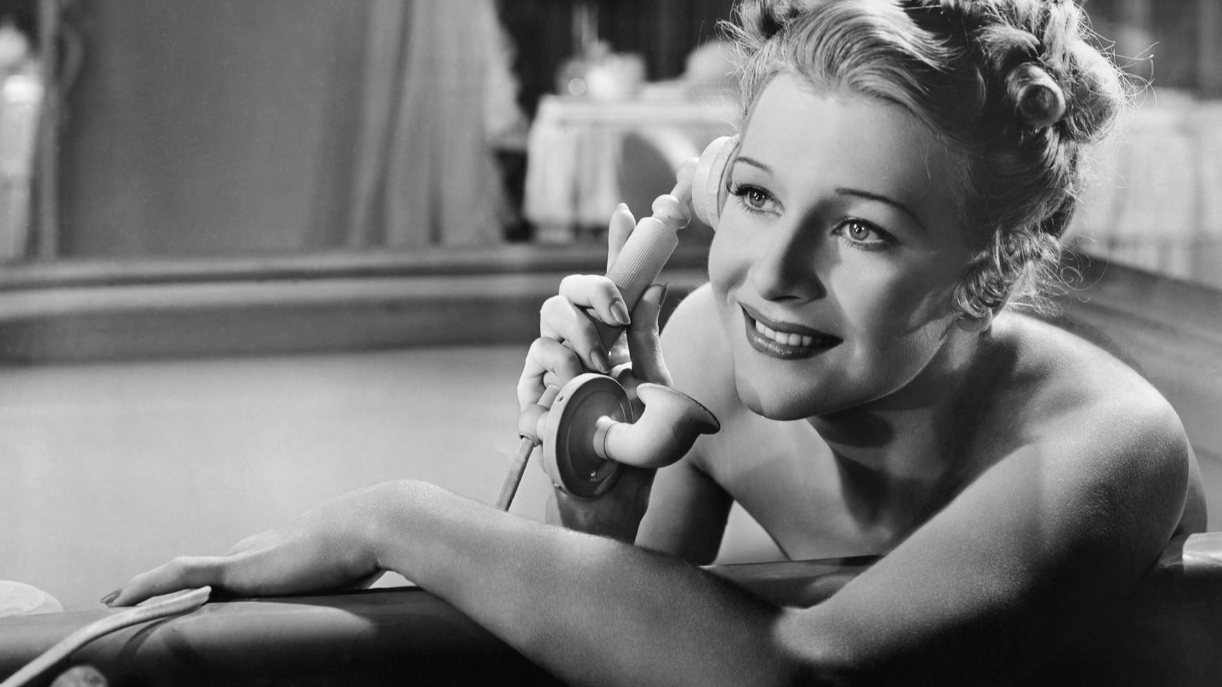 Paris Honeymoon 1939 movie scene